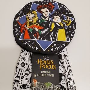 Disney Hocus Pocus Hanging Kitchen Halloween Towel Sanderson Sisters NWT